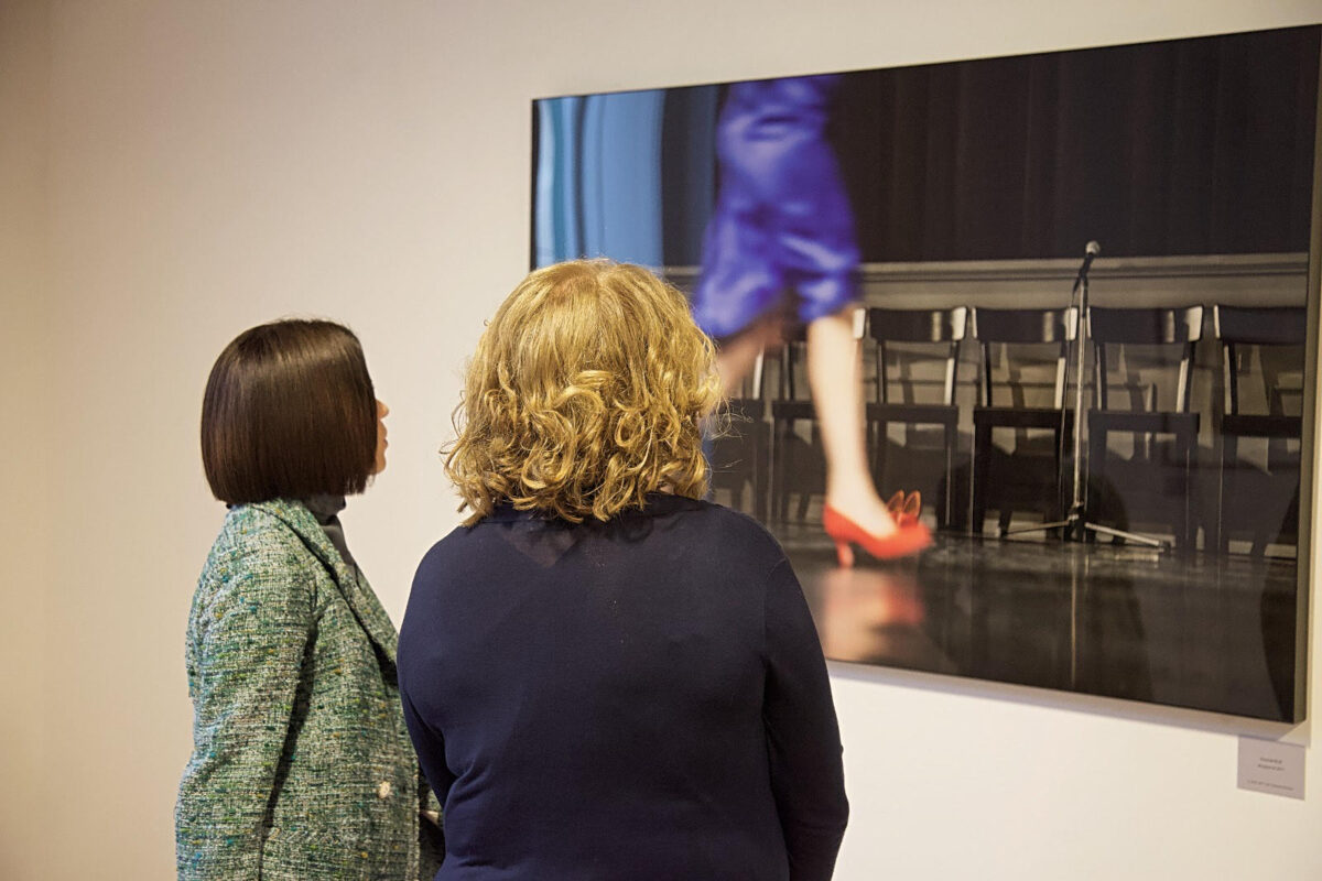 Salerno, Palazzo Fruscione: Sguardi, la mostra dei fotografi Silvia Lelli e Roberto Masotti