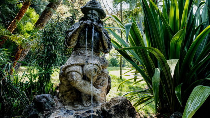 Restauro della Fontana del Pastore nel Giardino Inglese