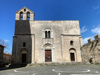 “Tarquinia di sera”, continuano ad agosto le visite al centro storico con la guida Claudia Moroni