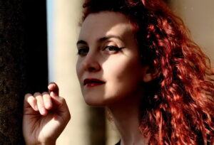 Un viaggio di libertà e identità: esce l’audiolibro “Stregonerie Contemporanee” di Giorgia Bazzanti