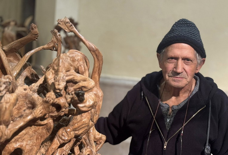 “Radici Contemporanee”, la mostra di Adamo Dell’Orco alla Chiesa degli Scolopi ad Alatri